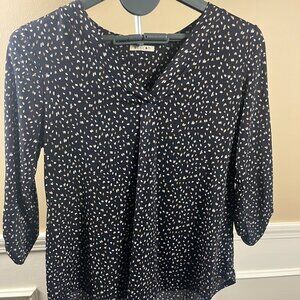 Stitch Fix Beacon Patty Roll Tab Knit Top - L - Navy